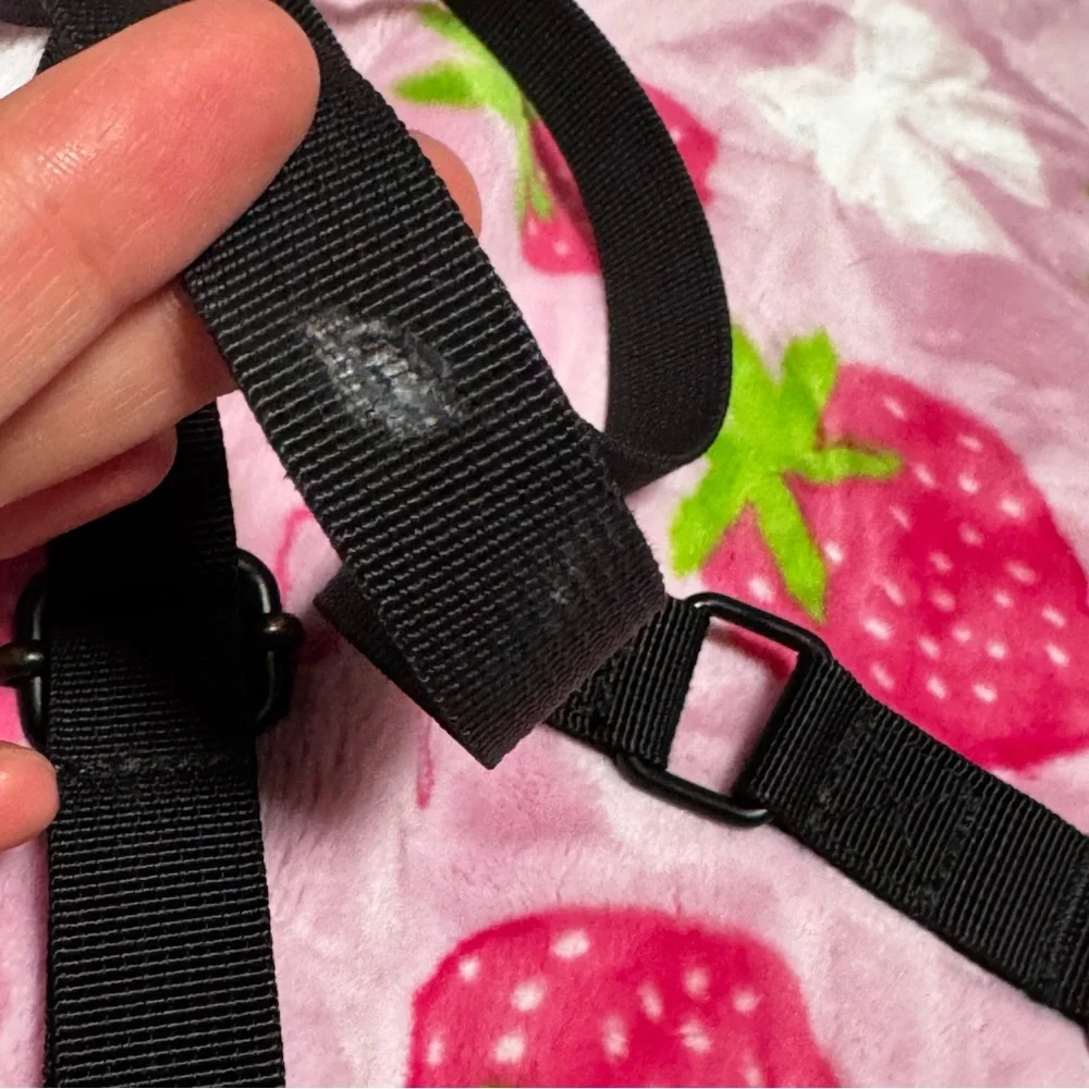 United By Blue Black Crossbody Bag Used Good Condition Zipper Storage - Picture 5 of 10